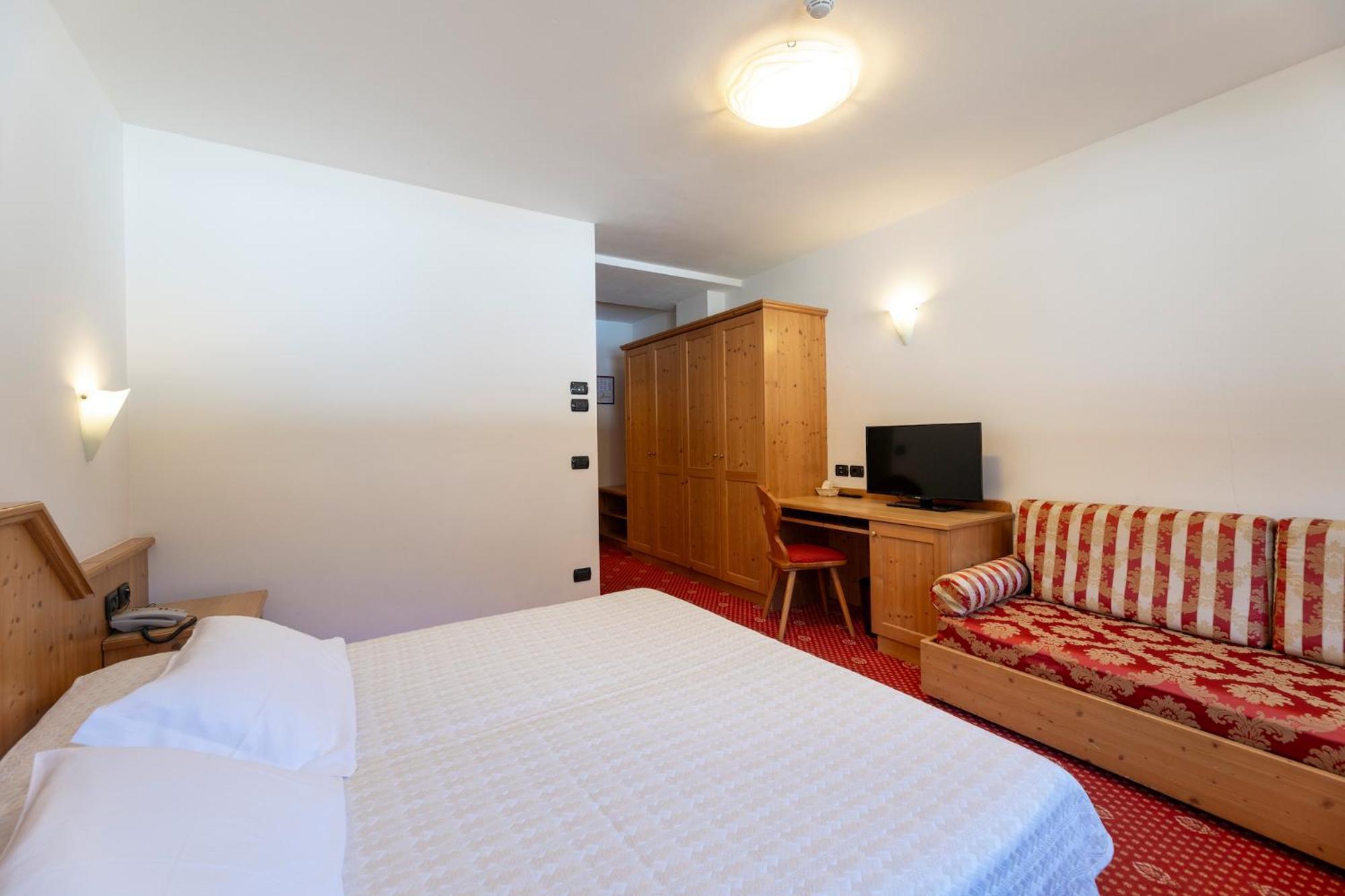 Sport Hotel Cristal Falcade Exteriör bild
