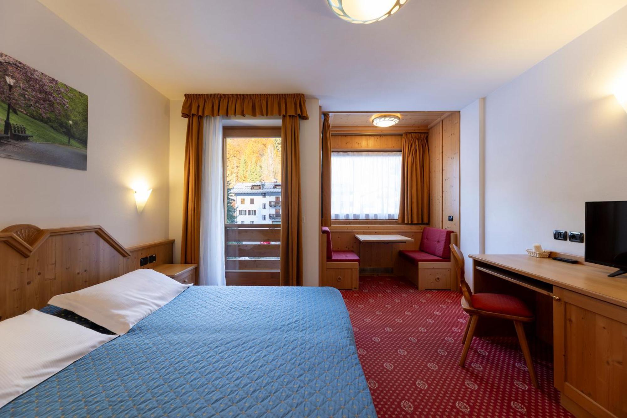 Sport Hotel Cristal Falcade Exteriör bild